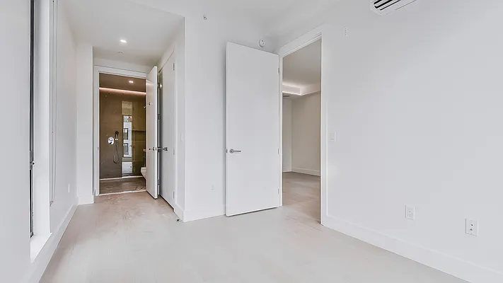 Bedroom, photo 5