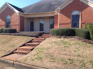 4851 Autumn Woods Dr, Jackson, MS 39206