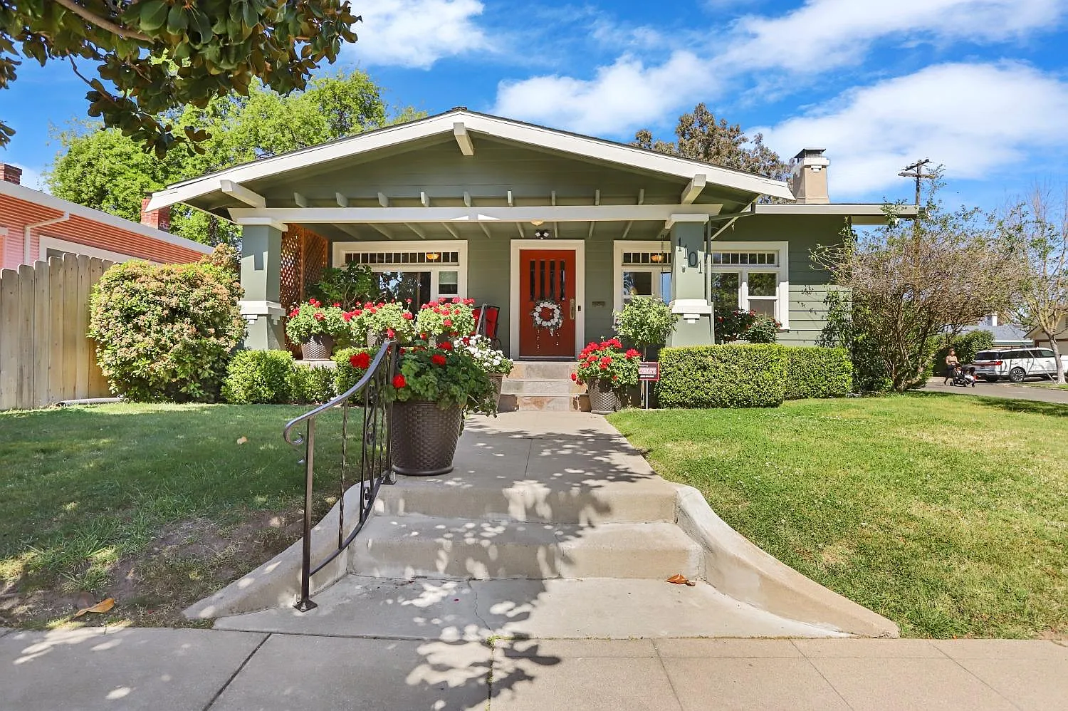 1101 W Rose St photo 1