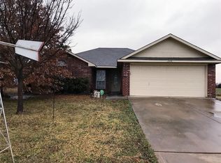 208 Navajo Trl, Alvarado, TX 76009