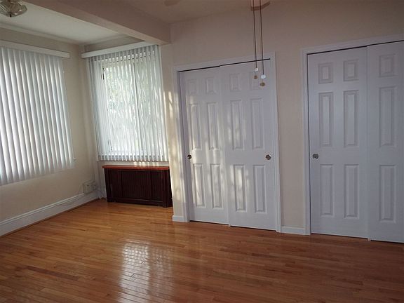 4th image of 464 Mallory Ave
