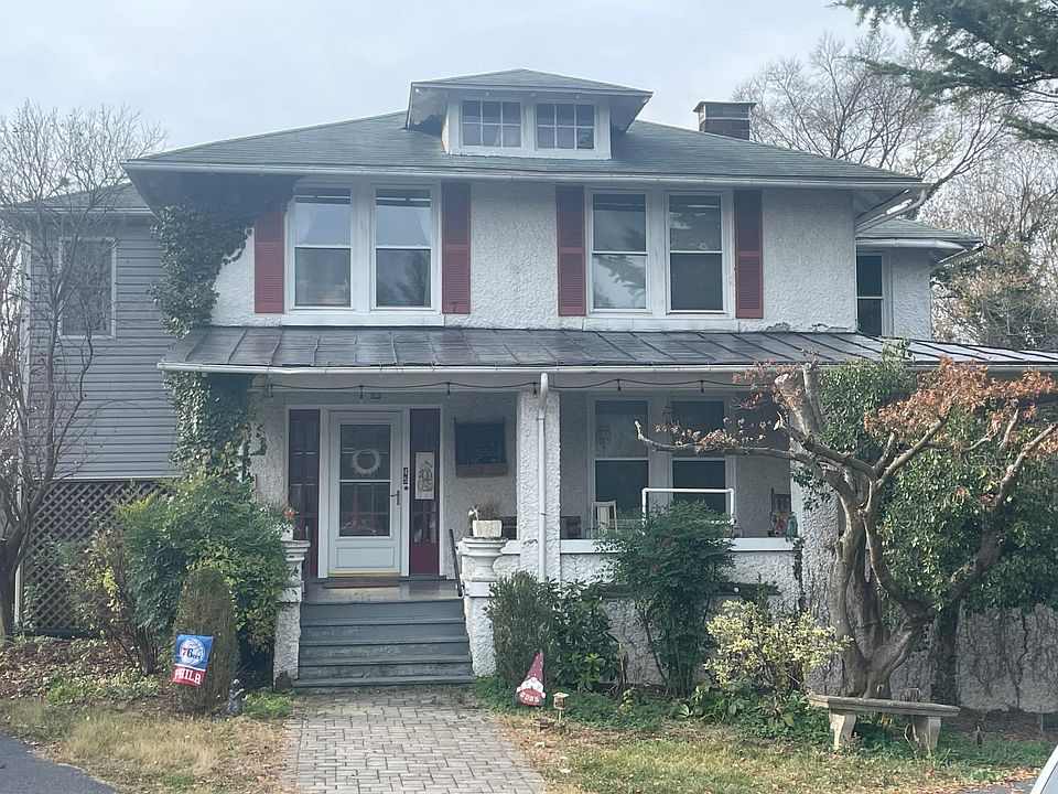1st image of 45 E Weaver Ave