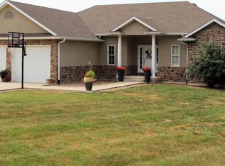 1801 Sportsman Rd, Boonville, MO 65233