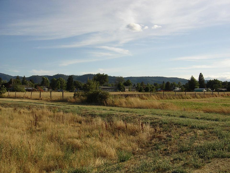 2nd image of 0 Lozier Ln