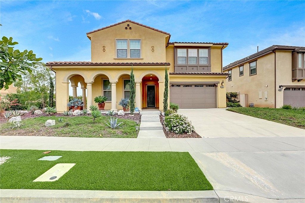 652 E Orange Blossom Way, Azusa, CA 91702 | MLS #AR24002062 | Zillow