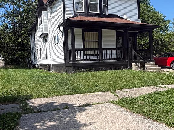 4th image of 1026 Oakwood Ave