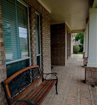 INVITING FRONT PORCH