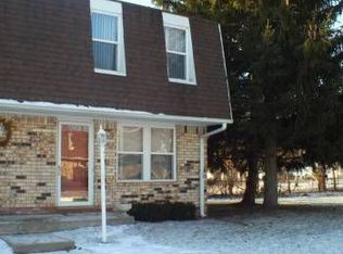 1729 Maisonette Dr, Lansing, MI 48911