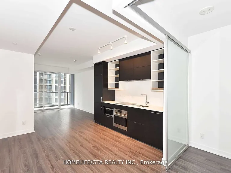 20 Edward St #708 — Photo 6