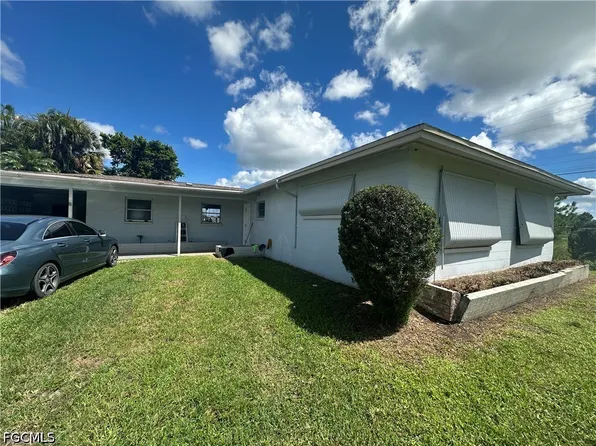 1109 E Jasmine Rd, Lehigh Acres, FL 33936