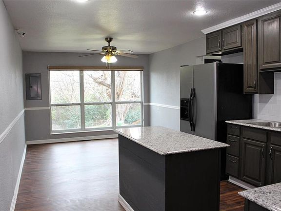 3rd image of 4601 Norris Valley Dr