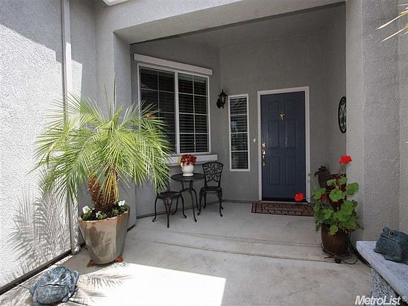 2nd image of 4515 Monte Mar Dr