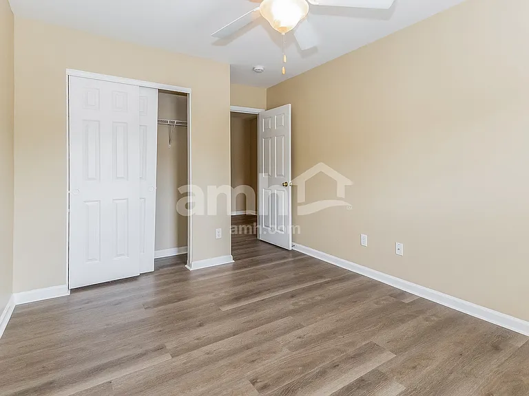 250 Border Rd — Photo 16
