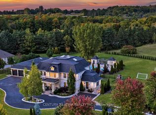 111 Lake Woods Dr, Whitchurch Stouffville, ON L4A 1P1