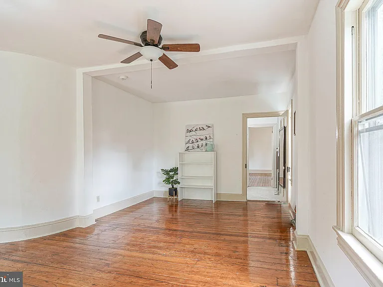 315 Chestnut St — Photo 3