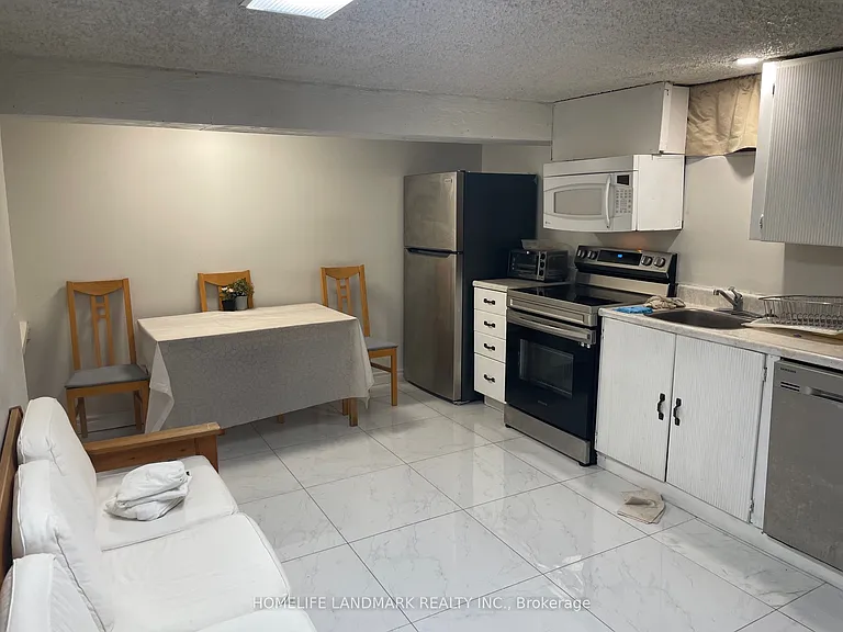 385 Marybay Cres #BASEMENT — Photo 4