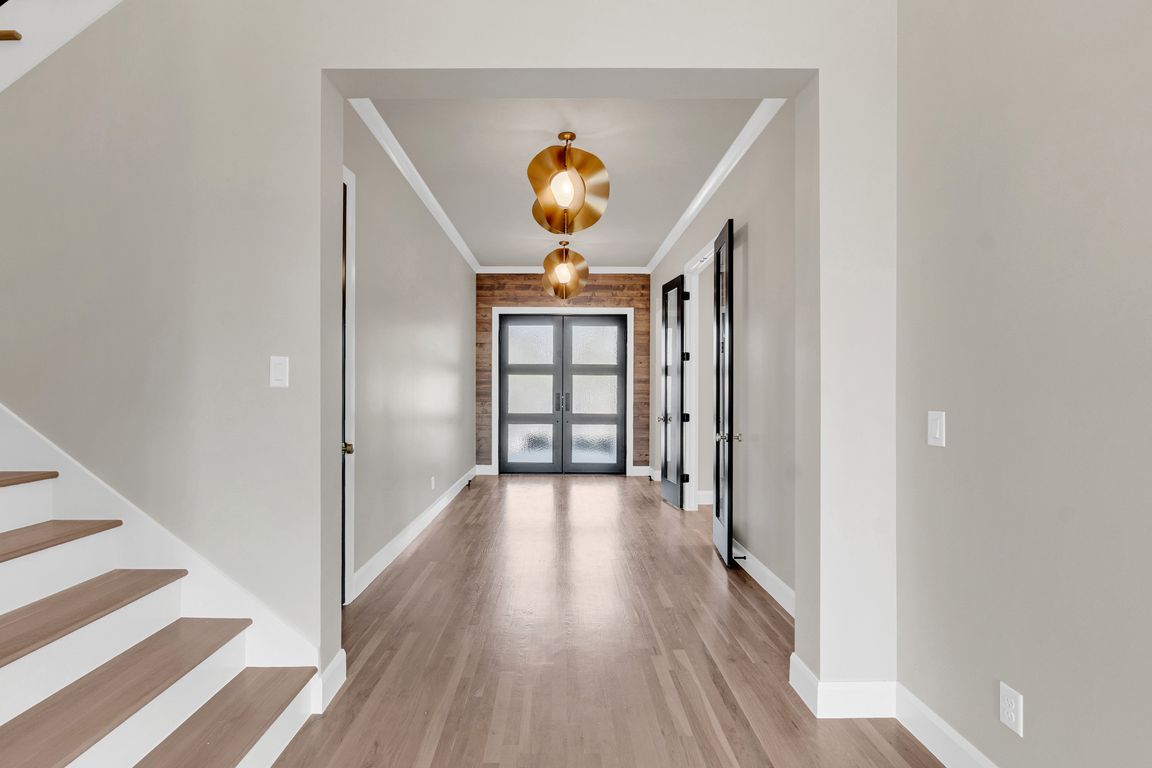 next background image