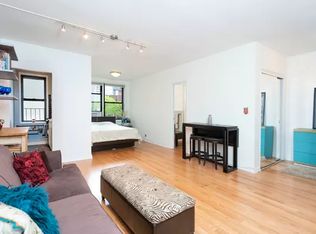 242 E 38th St APT 3H, Manhattan, NY