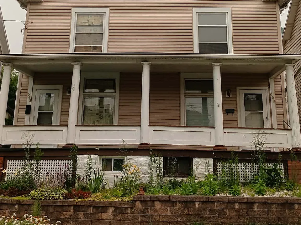 648 Linden Ave