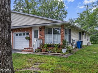 2B Magnolia Rd #B, Manahawkin, NJ 08050