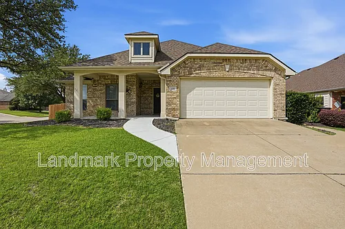 1218 Inglewood Dr Photo 1
