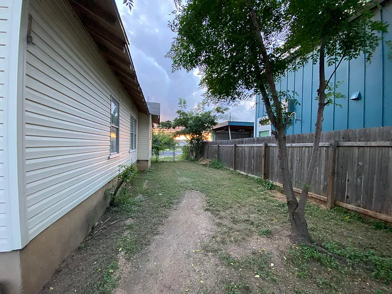 1175 Springdale Rd — Photo 12
