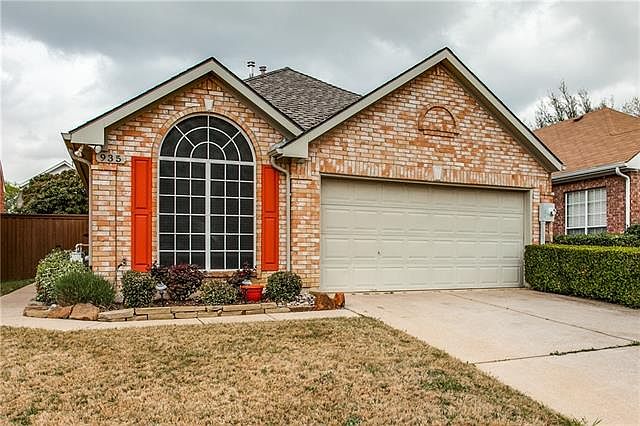 1st image of 935 Winterstone Dr