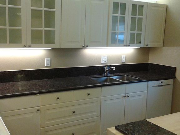 4th image of 3241 Del Mar Way