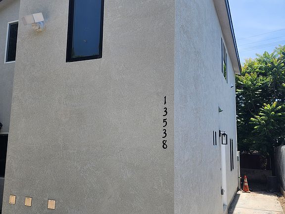 Front of unit