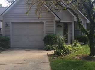 2521 Country Village Ct, Ann Arbor, MI 48103
