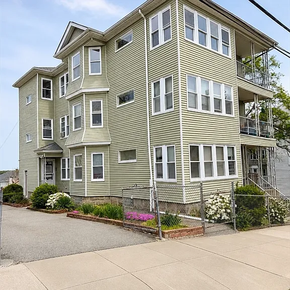 1026 Rock St #3 — Photo 1