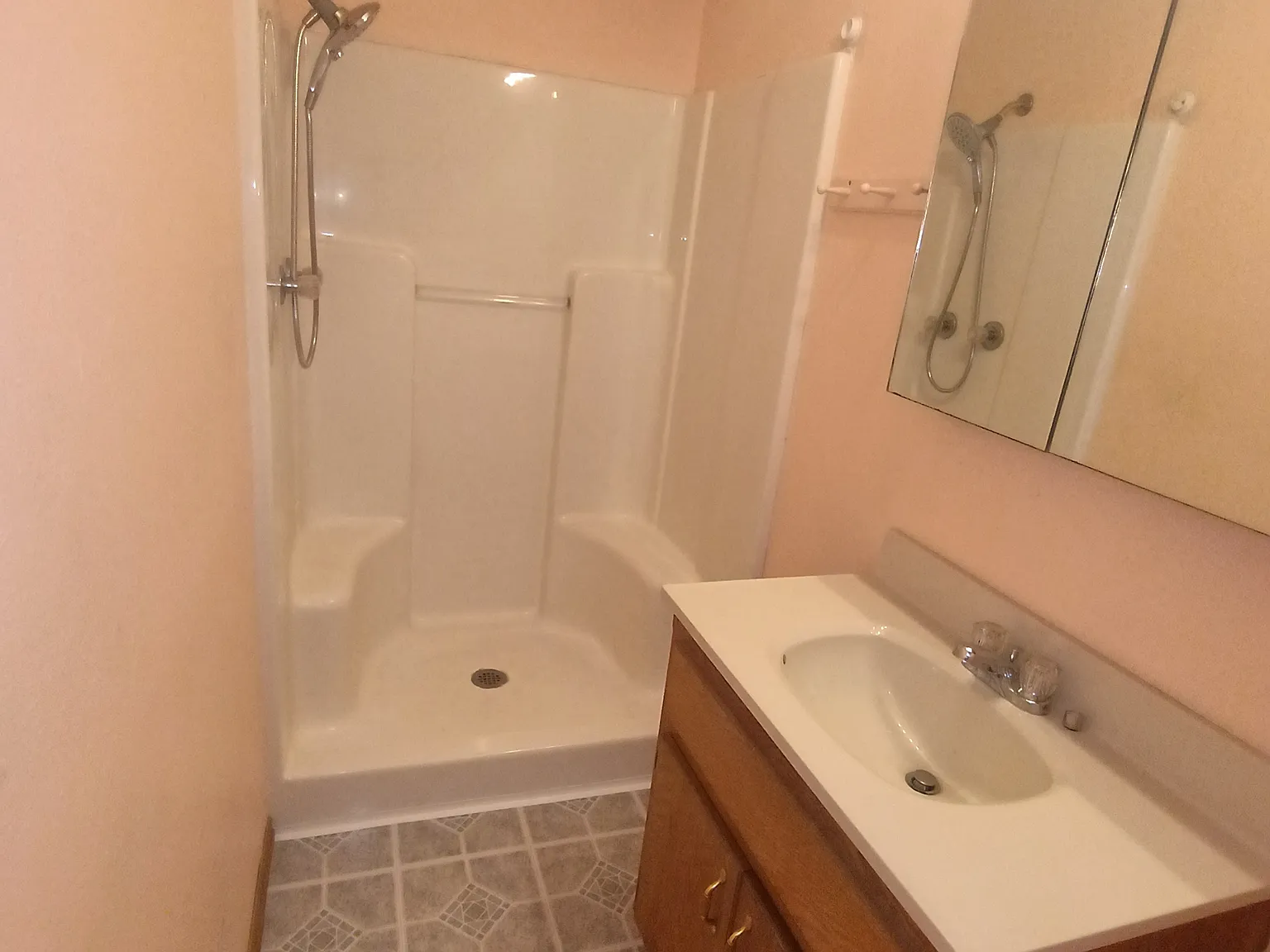 3 bed, 1199 sqft, $1,500 — Photo 4