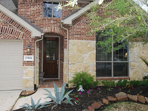 2nd image of 17034 Stones River Ln