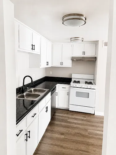 5099 W Wilson St #139 Photo 1