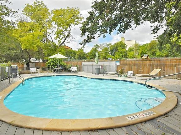 2nd image of 3204 Menchaca Rd #604