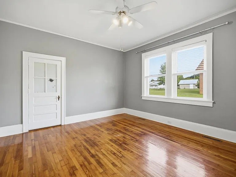 108 Cullum St — Photo 11