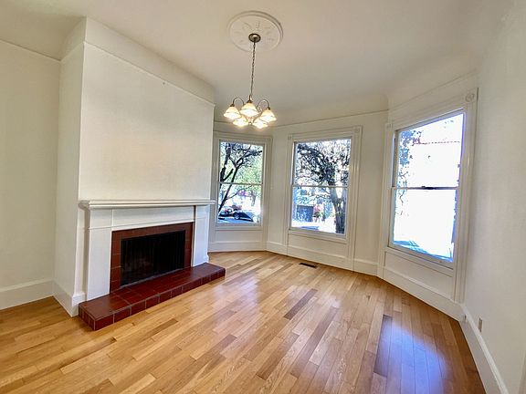 3rd image of 135 Eureka St #0