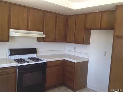 4th image of 24411 Via Del Sol St
