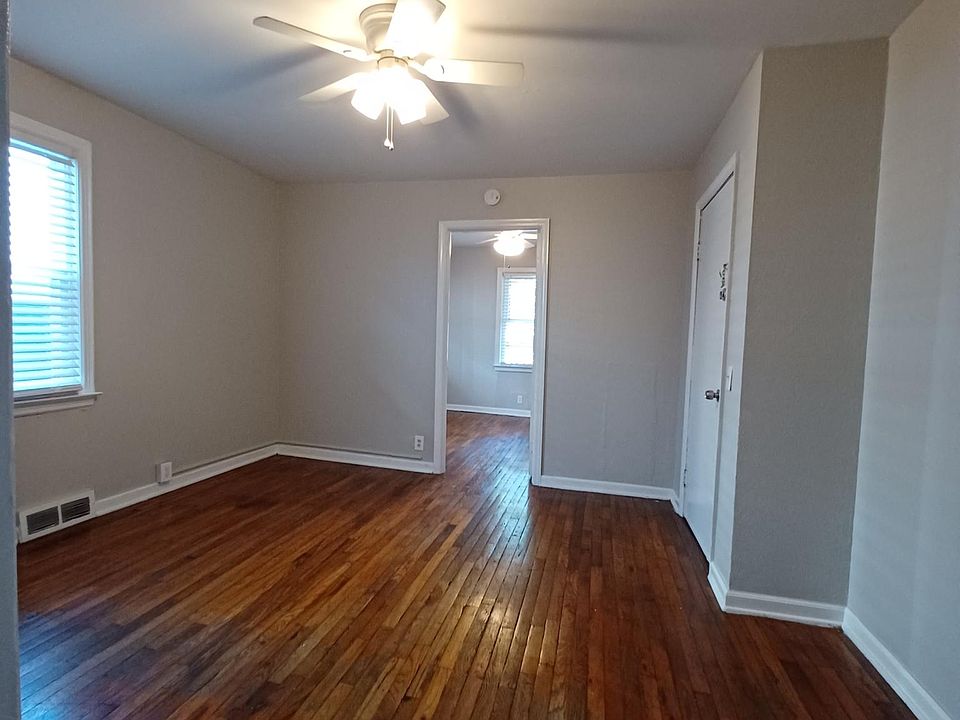 13 x 10 Living room. View into bedroom