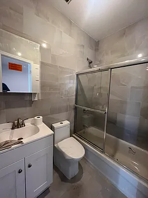 Rented by Standard Living Realty Inc | media 8