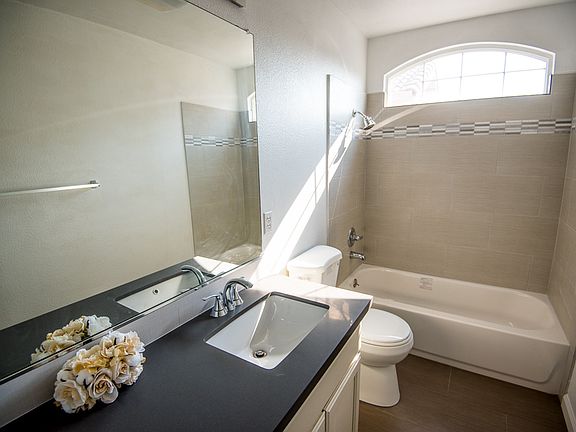 4th image of 211 Accolade Dr