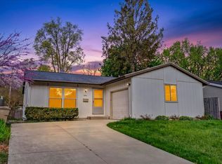 1806 Golden Oak Ln, Madison, WI 53711