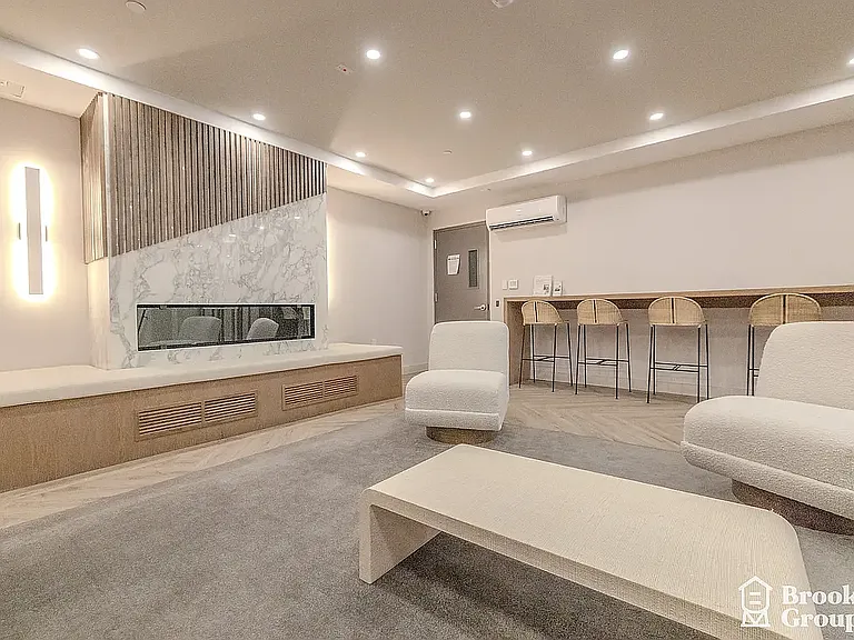 101-19 Rockaway Beach Blvd #2L — Photo 30