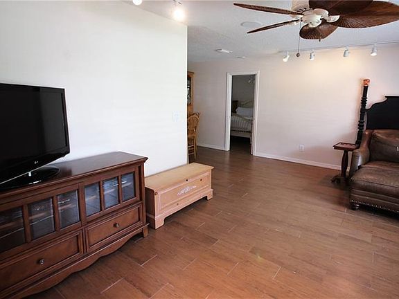 3rd image of 8845 15th Ln N