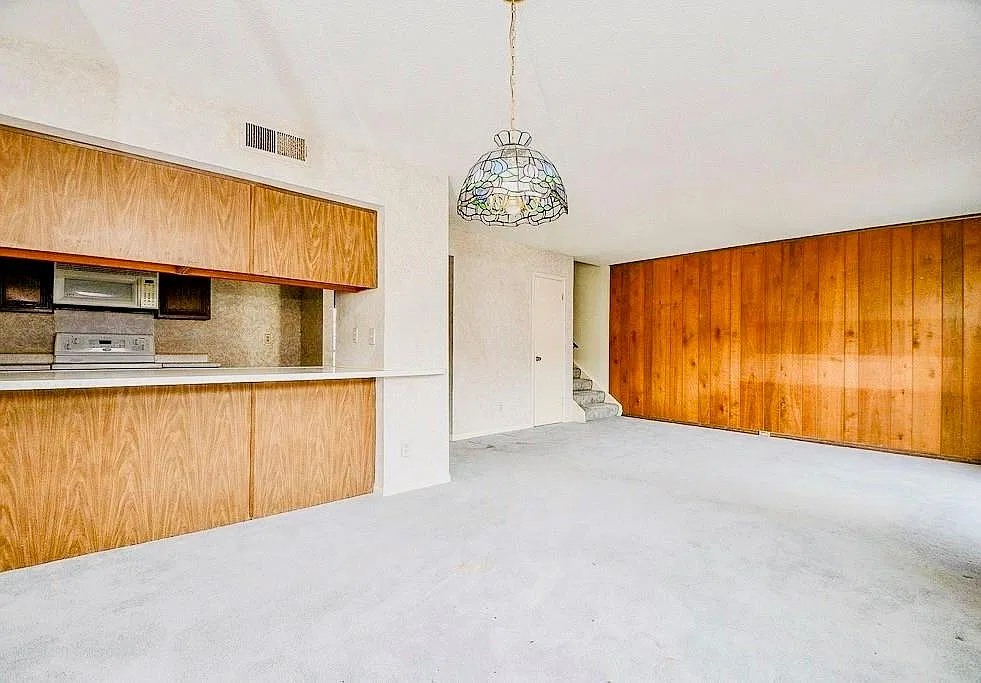 4 bed, 2.5 bath, 1986 sqft, $1,990 — Photo 4