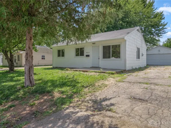 3833 Brumbaugh Blvd, Dayton, OH 45416