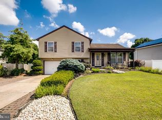 214 Glasgow Rd, Williamstown, NJ 08094