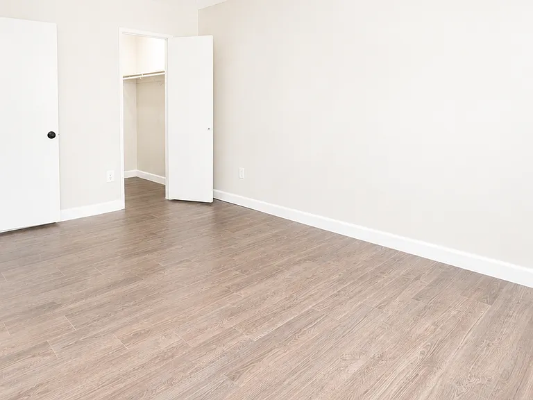 331 Amber Ct #9 — Photo 10