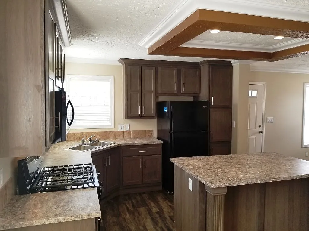 2 bed, 1.0 bath, 864 sqft, $1,349 — Photo 2