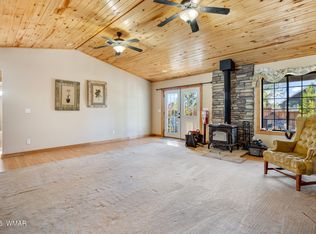 2258 Sitgreaves Dr, Overgaard, AZ 85933